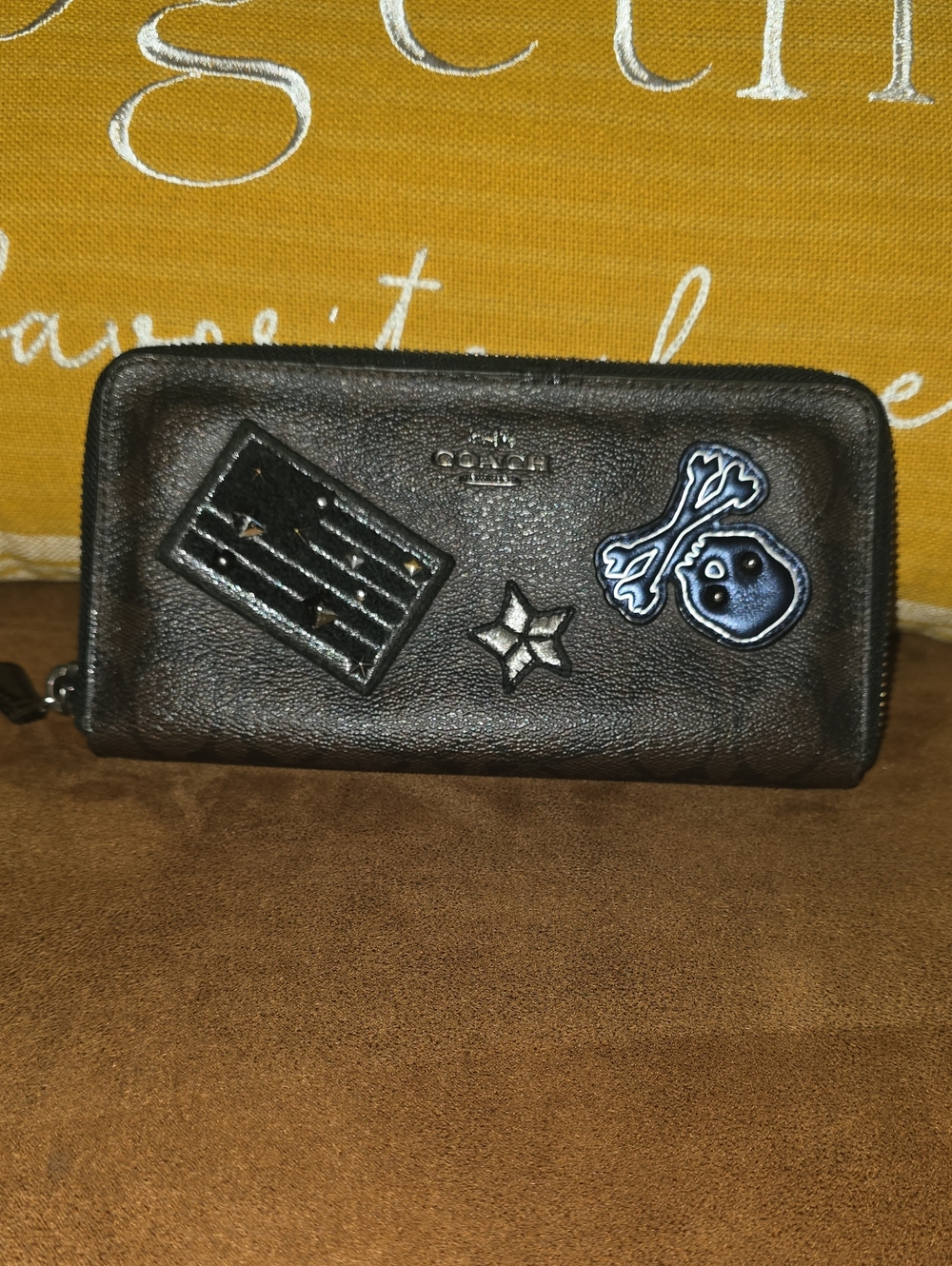Coach Dark Brown Leather Zip Wallet with Blue Skull Patch,star,and Flag on front
